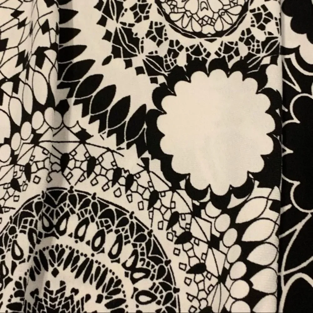 Justice Black‎ & White Summer Dress 14